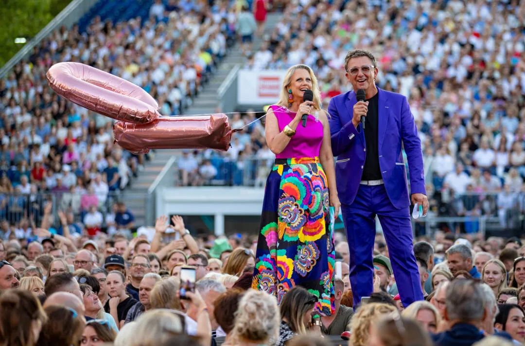 Hans Sigl und Barbara Schöneberger moderieren die Starnacht am Wörthersee 2026 — die Show wechselt von ARD Das Erste zu MDR